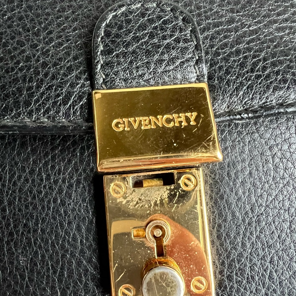 Givenchy clutch wristlet secondhand - Picture 10 of 10